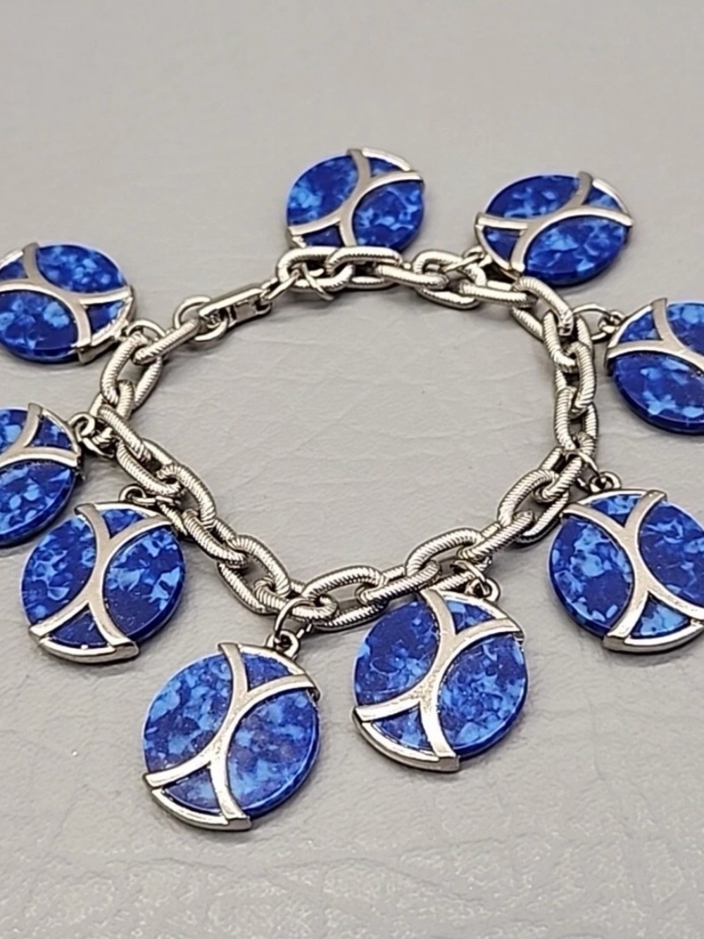 Estate Vintage Lapis Lazuli Bracelet 7” Diameter